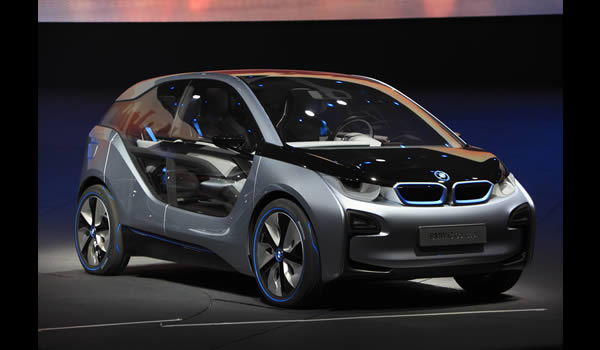 BMW i3 Electric with Range Extender and i8 plug-in full hybrid drive concepts 2011 